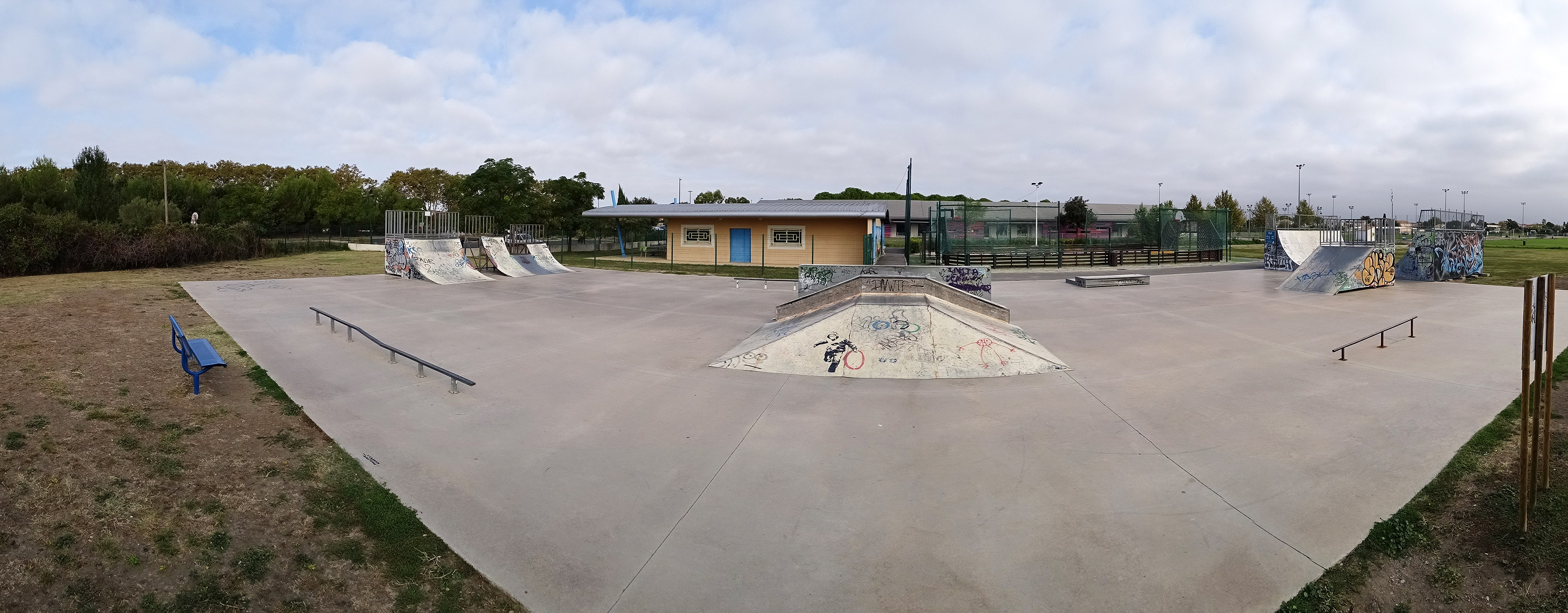 Plaine des Sports Skatepark Mauguio Skate Spot 3/5