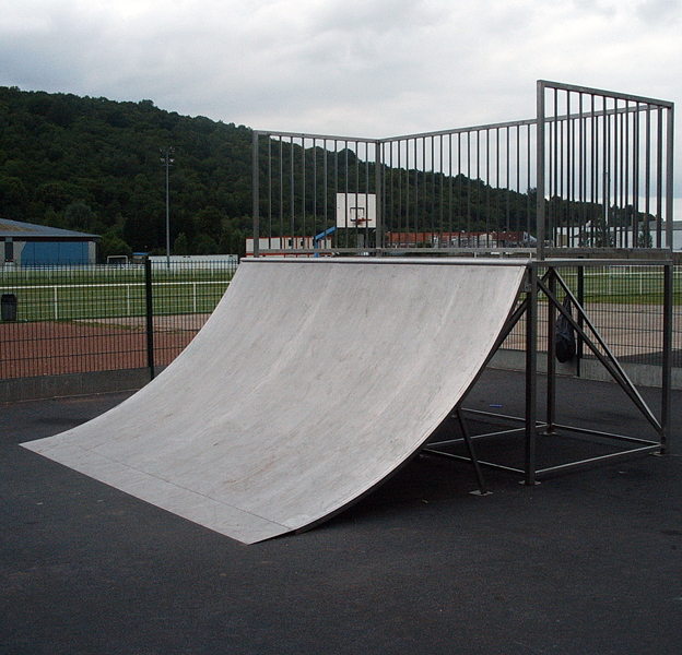 Sauvage Skatepark Notre Dame de Bondeville Skate Spot 2/5