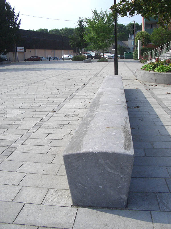 Espace Jéliote Spot Street Oloron Sainte Marie Skate Spot 3/5