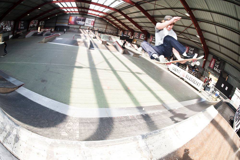 Cosanostra Indoor Chelles Skate Spot 5/5