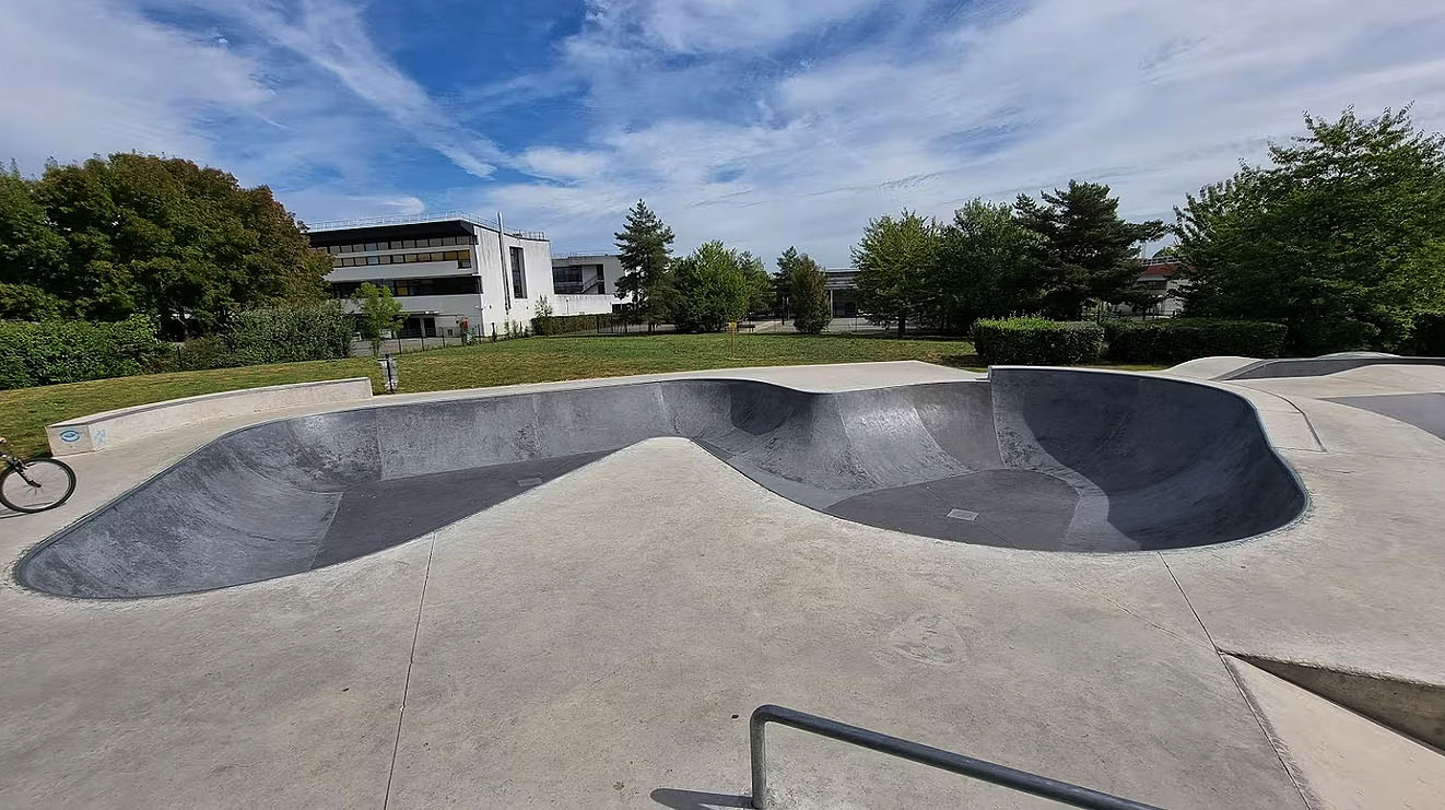 Collège Ariane Skatepark Guyancourt Skate Spot 5/5