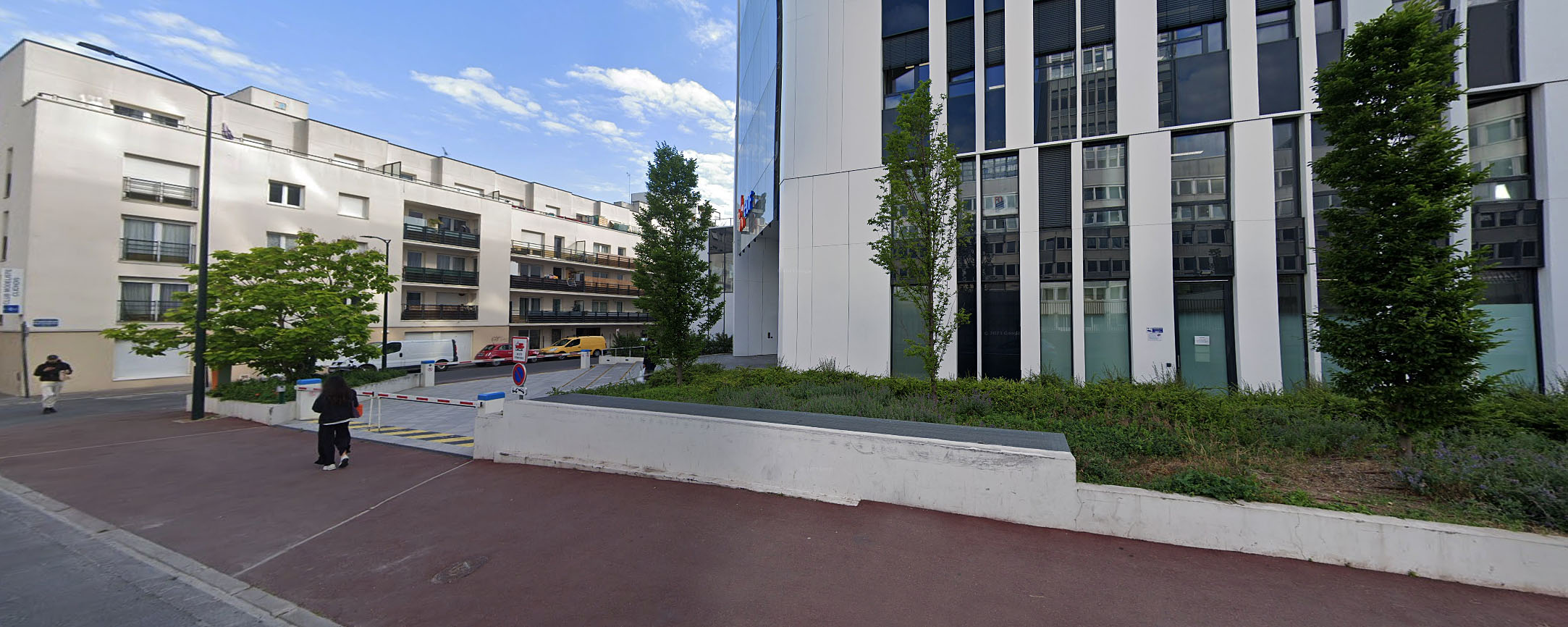 EDF Spot Street Clichy Skate Spot 2/5