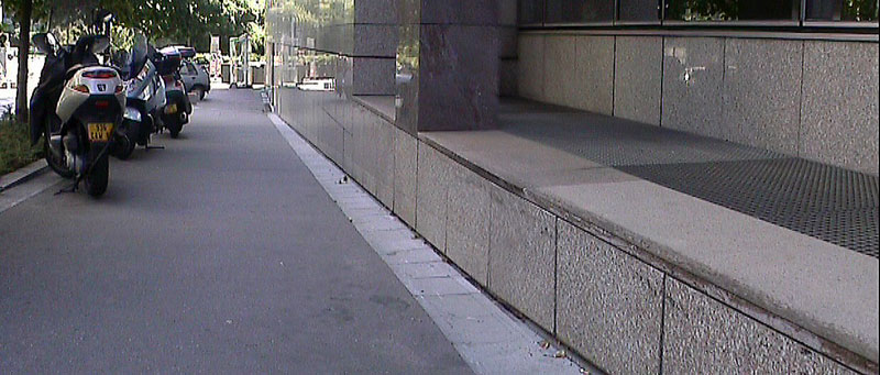 FDJ Spot Street Boulogne Billancourt Skate Spot 3/5