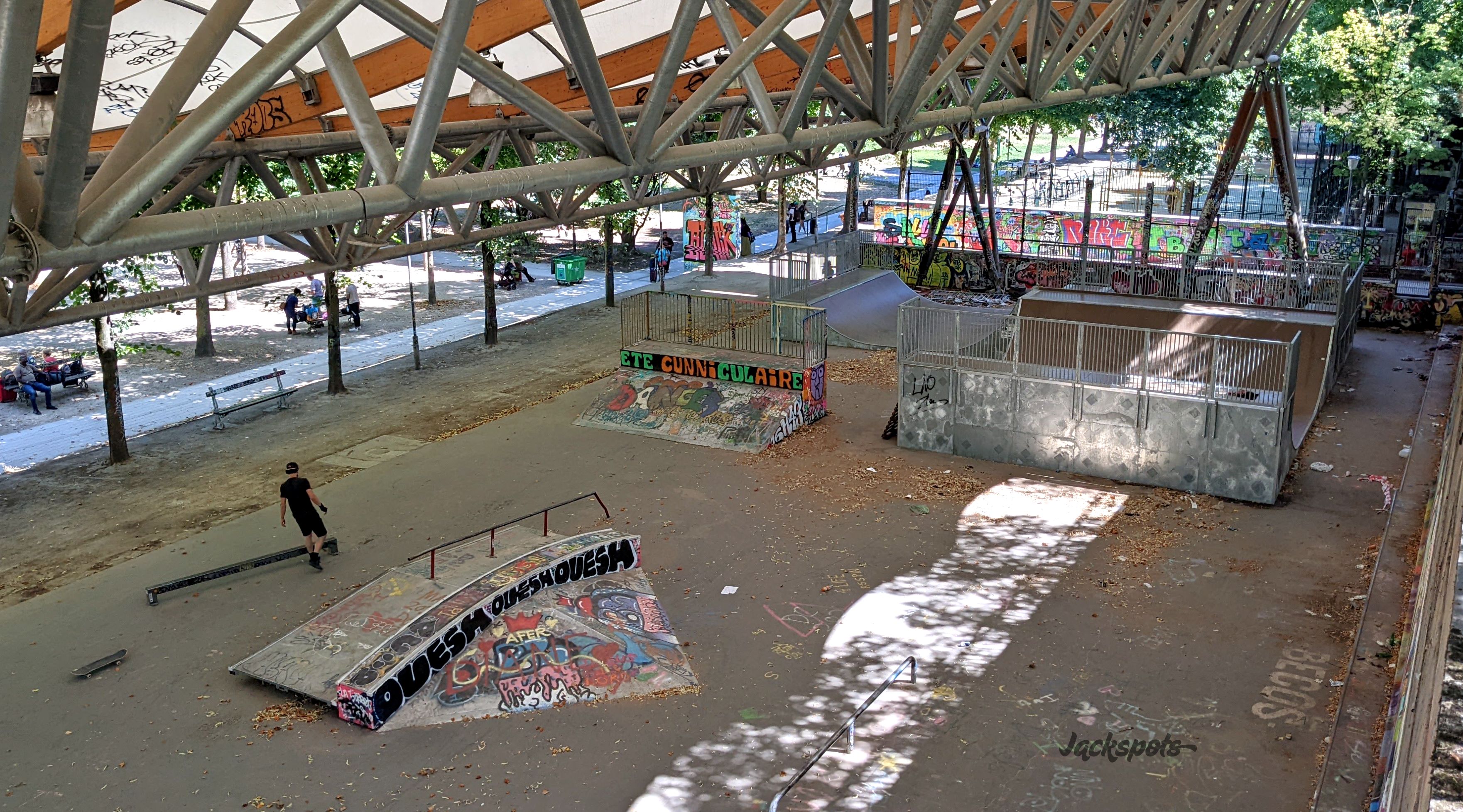 Bercy Skatepark Paris Skate Spot 2/5