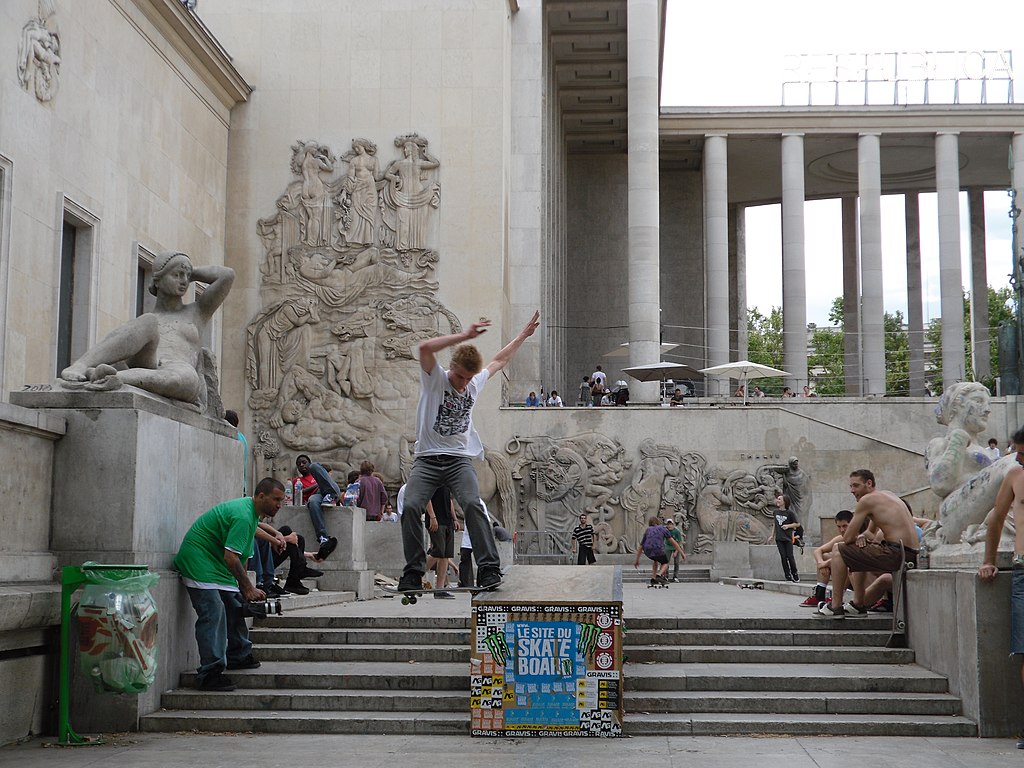 Le Dôme Plaza Paris Skate Spot 5/5