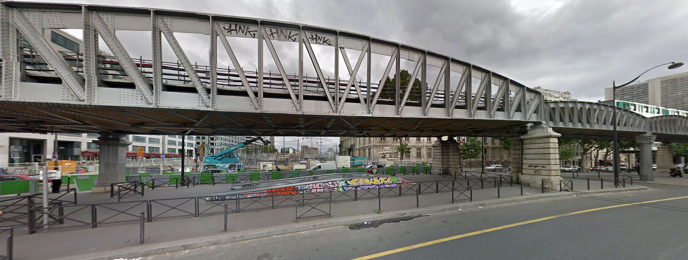 Metro Chevaleret Skatepark Paris Skate Spot 1/5