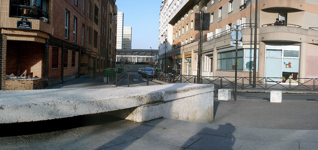 L' Escadrille Spot Street Paris Skate Spot 2/5