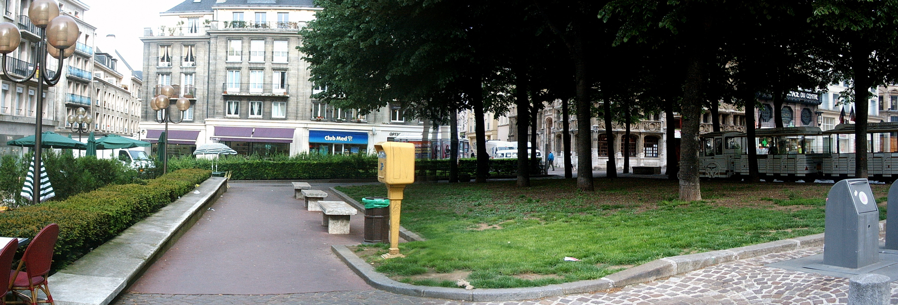 Cathédrale Notre Dame Spot Street Rouen Skate Spot 3/5