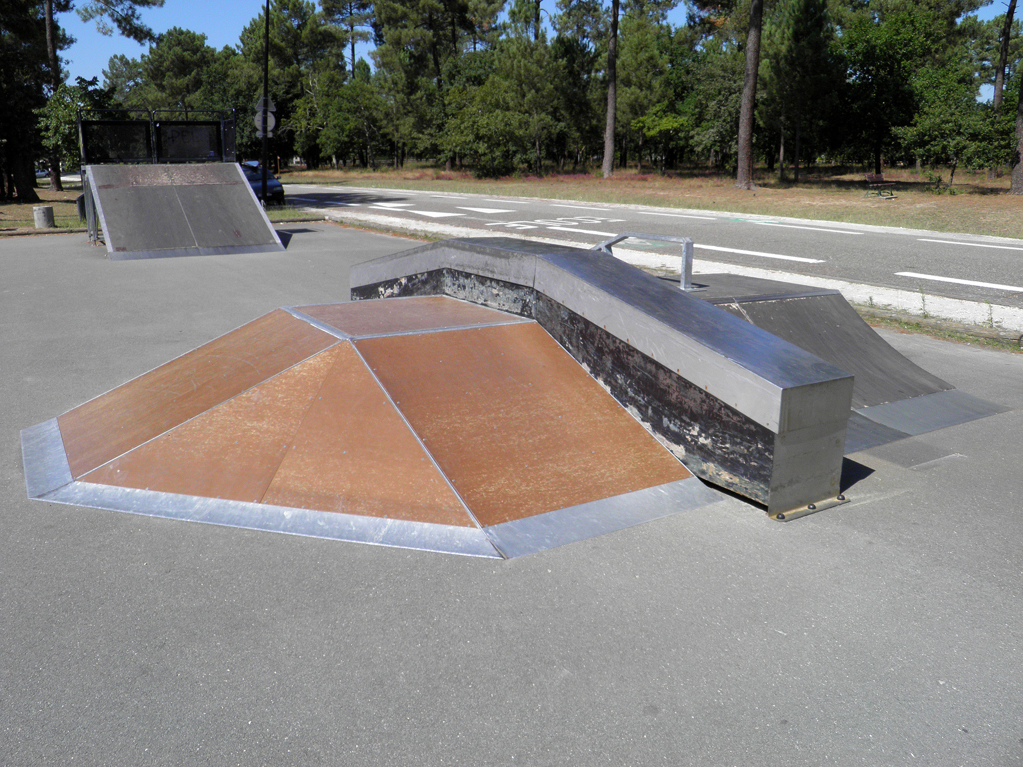 Saint Aubin Skatepark Saint Aubin de Médoc Skate Spot 2/5