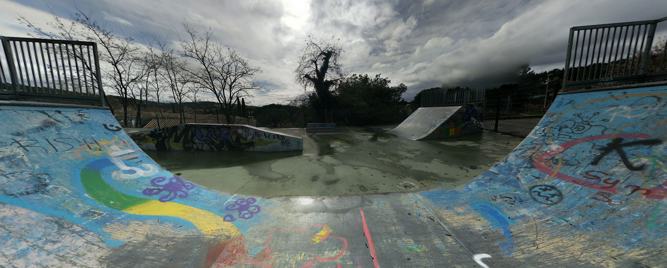 Stade Valène Skatepark Saint Gély du Fesc Skate Spot 2/5
