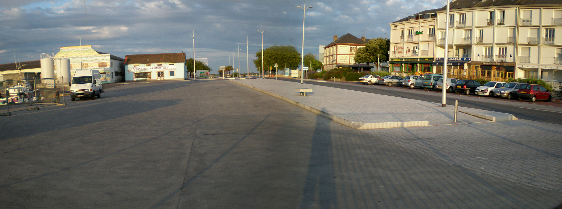 Le Port Spot Street Saint Nazaire Skate Spot 4/5