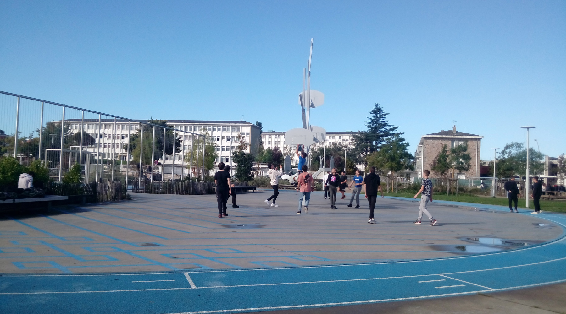 Plaine des Sports Spot Street Saint Nazaire Skate Spot 2/5
