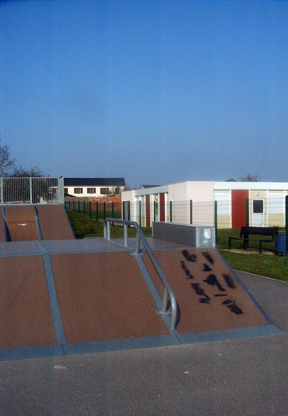 Yvetot Skatepark Yvetot Skate Spot 3/5