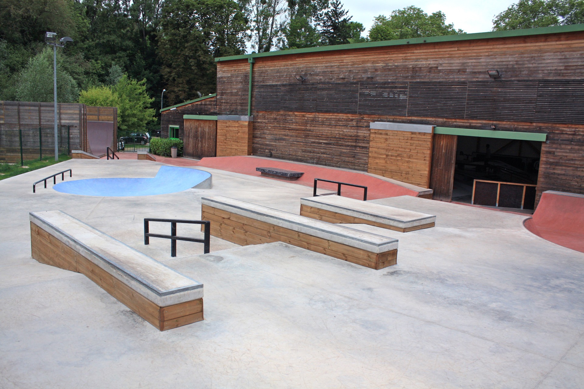 Halle de Skate Ext Skatepark Villiers sur Orge Skate Spot 5/5