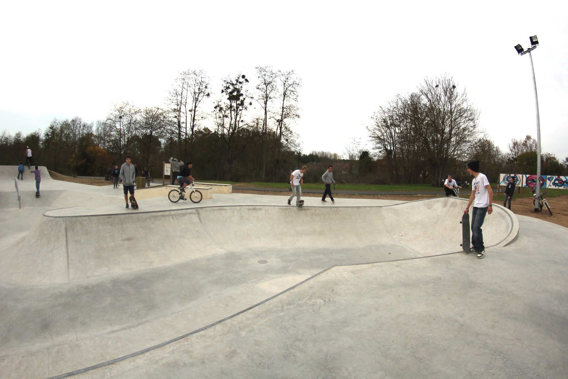 Le Barrage Skatepark Bergerac Skate Spot 4/5