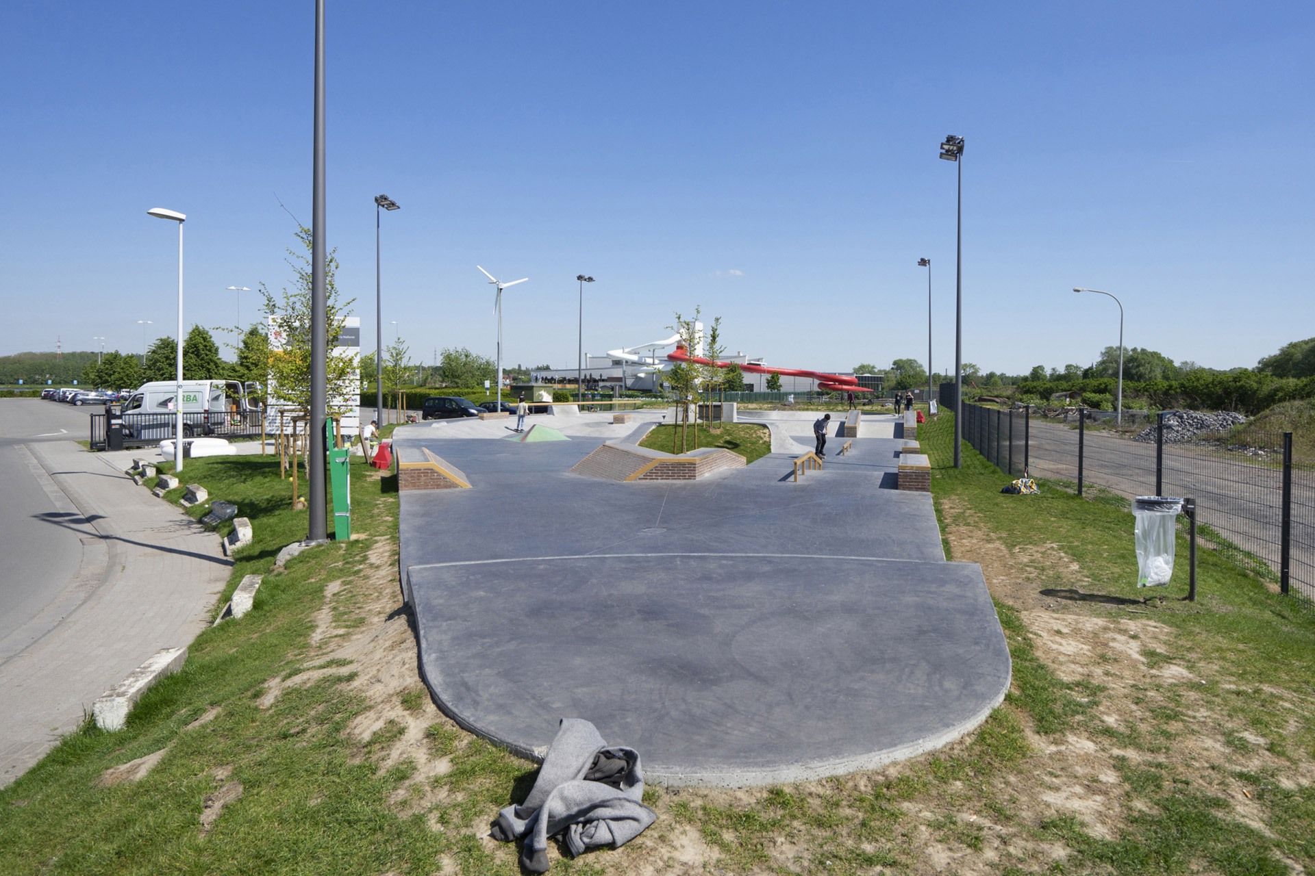 Le Grand Large Skatepark Mons Skate Spot 4/5