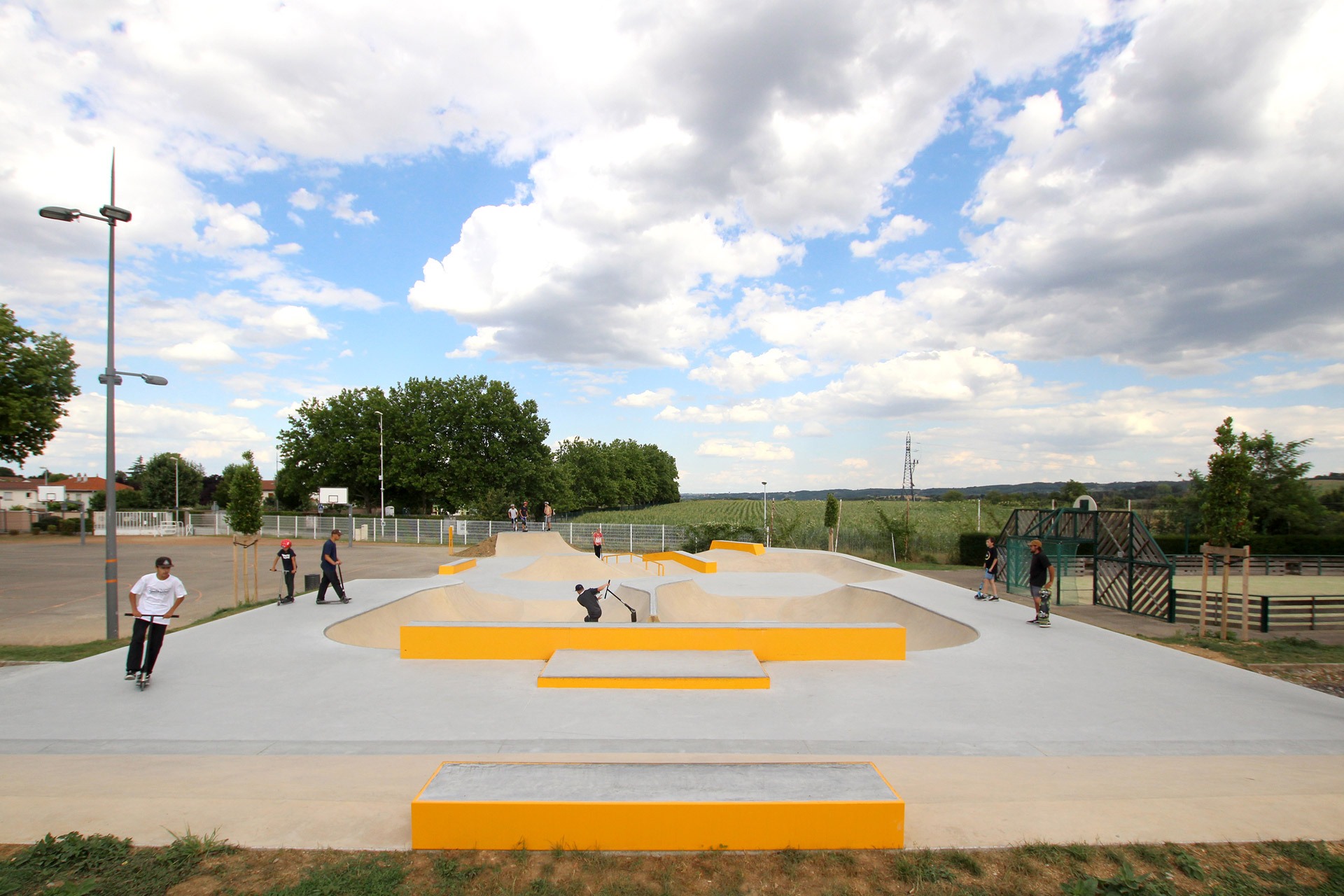 Stade Municipal Skatepark Solaize Skate Spot 4/5