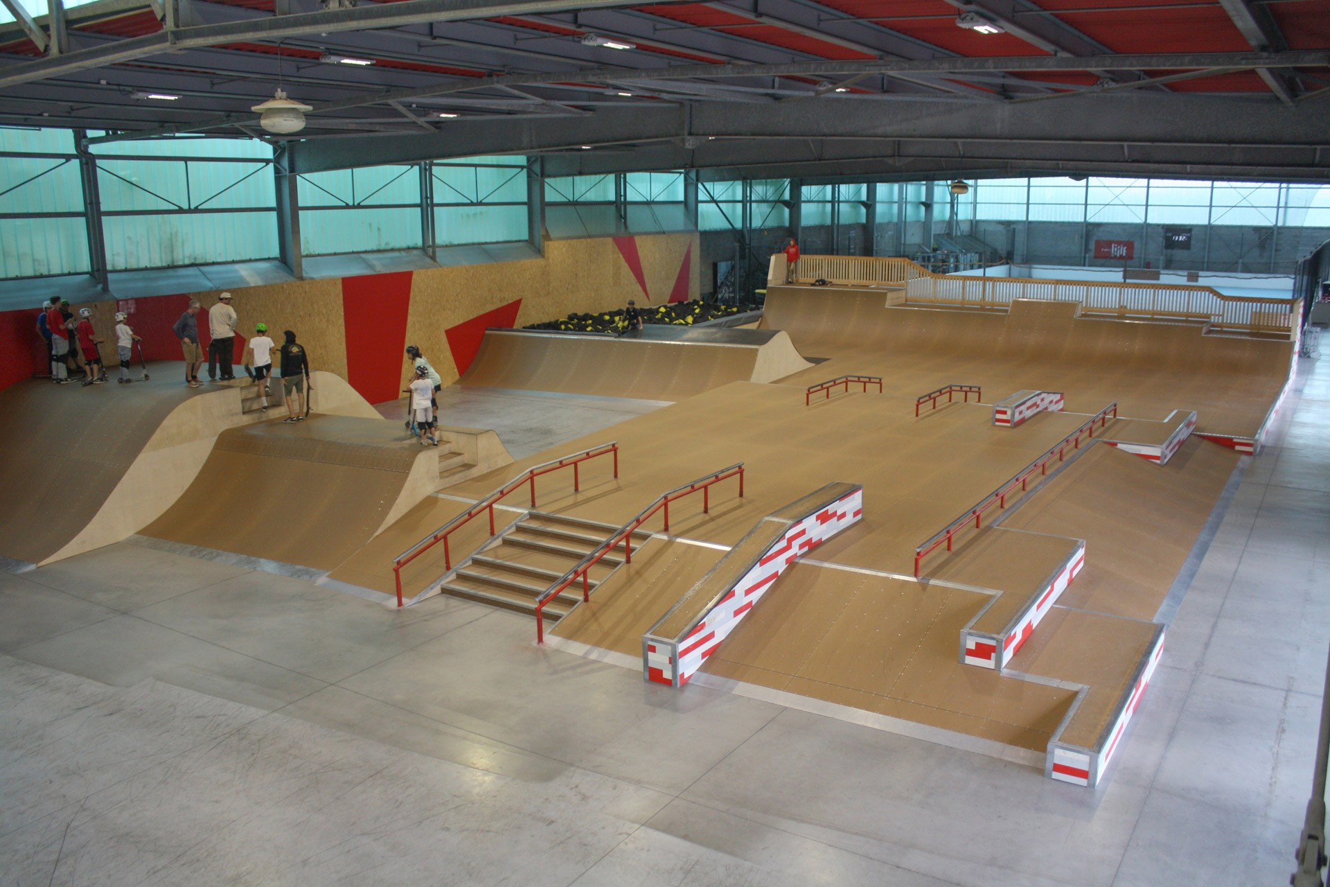 Halle de Glisse Indoor Lille Skate Spot 5/5
