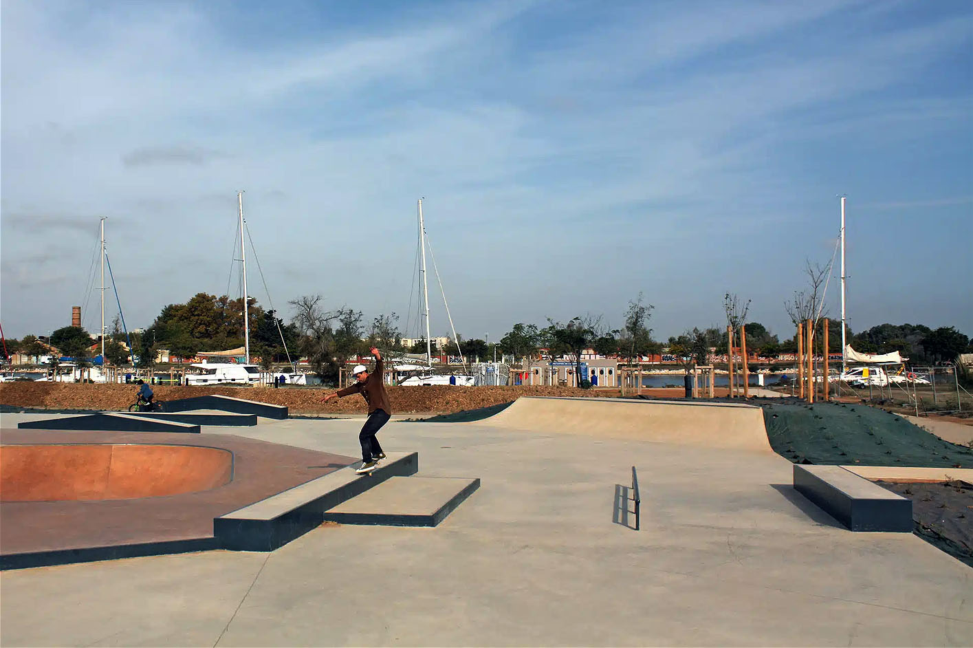 Canal Saint Louis Skatepark Port Saint Louis du Rhône Skate Spot 4/5
