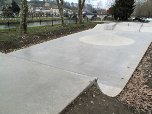 Saligat Skatepark Nay Skate Spot 2/5