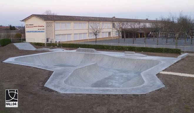 Collège Jules Ferry Bowl Langon Skate Spot 4/5