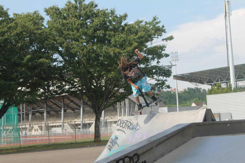 Stade Domenech Skatepark Brive la Gaillarde Skate Spot 2/5