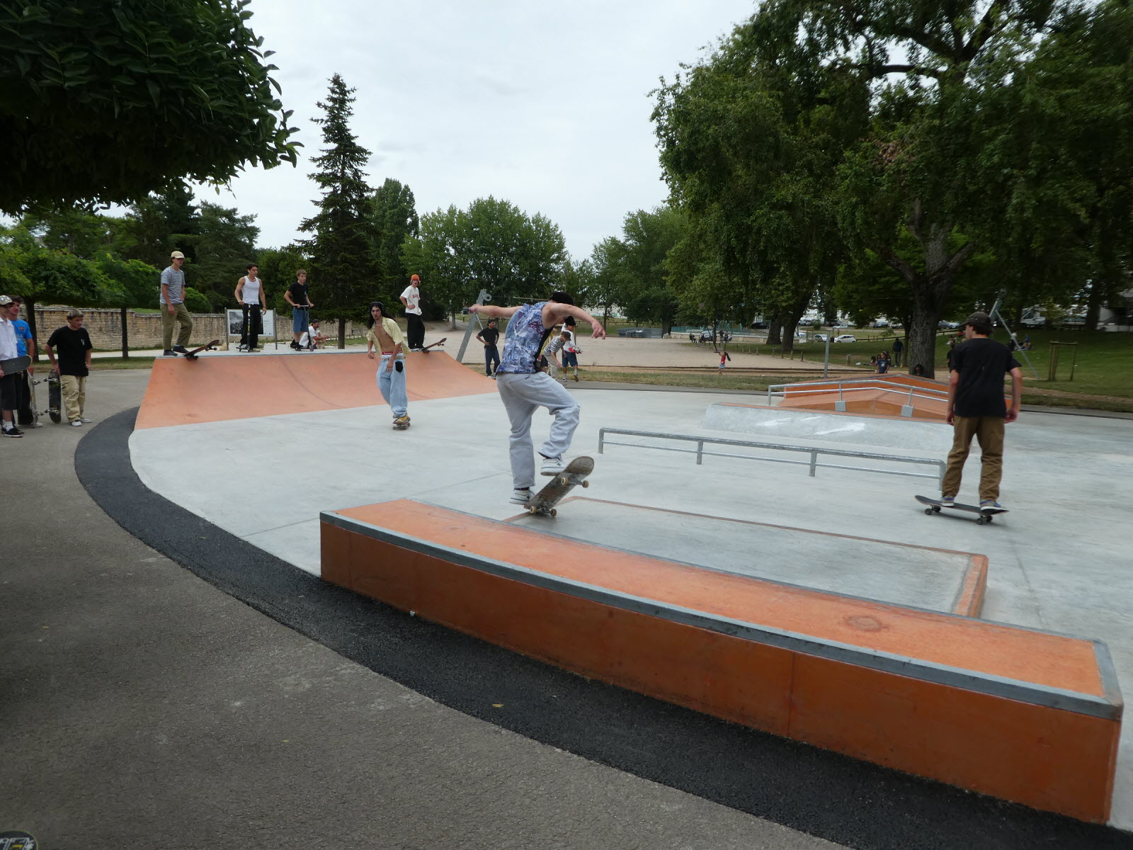 Parc Nouelle Skatepark Chalon sur Saône Skate Spot 3/5