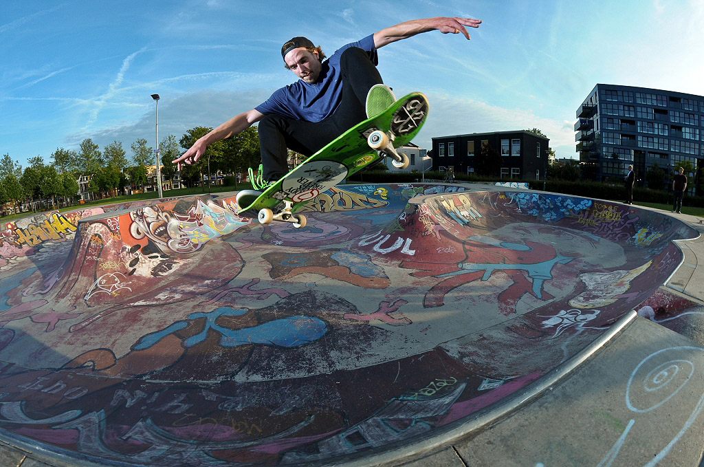 Griftpark Bowl Utrecht Skate Spot 4/5