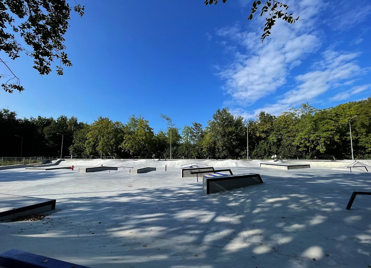 Beatrixpark Skatepark Almere Skate Spot 5/5