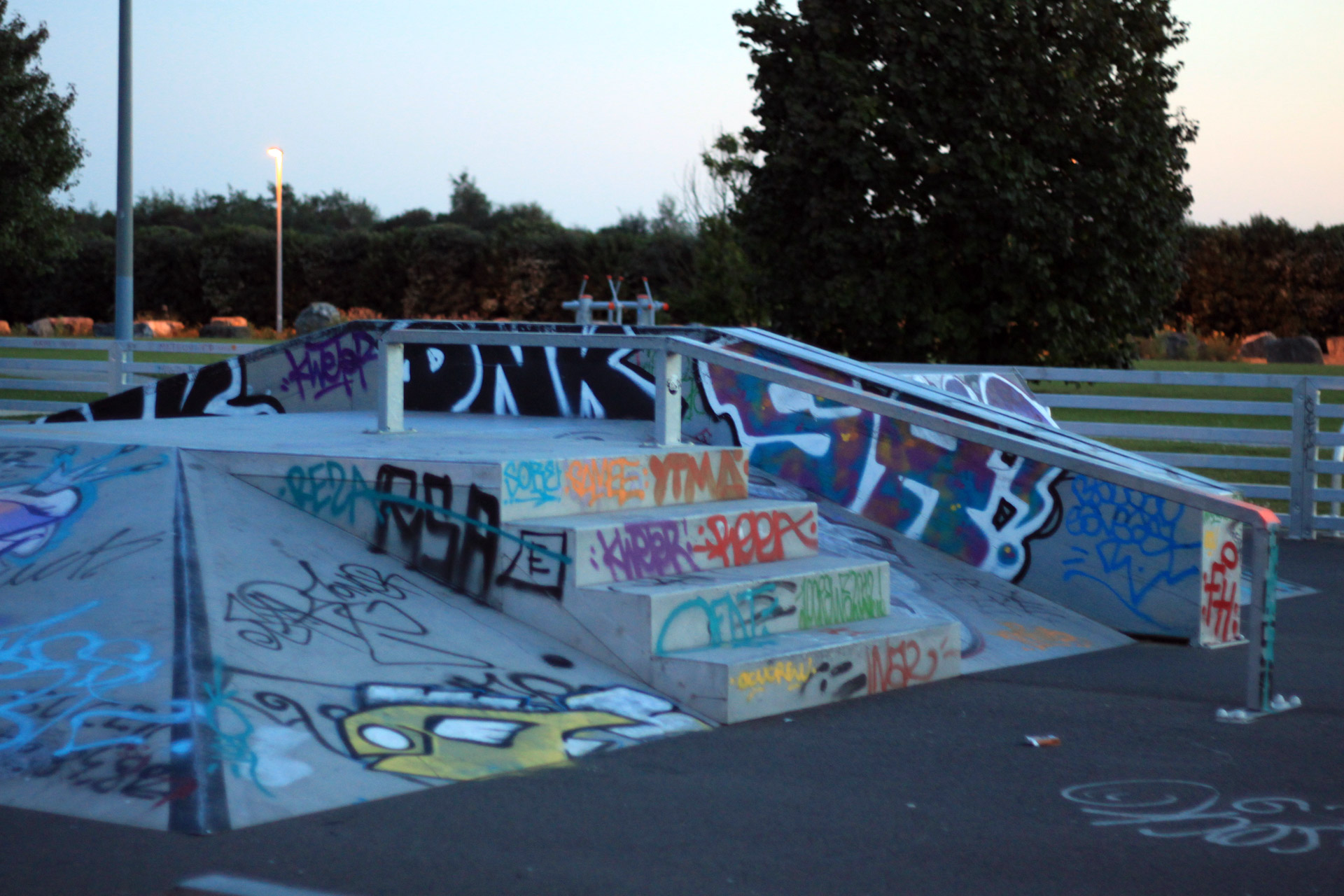 Complexe Sportif Berthe Skatepark Lezennes Skate Spot 2/5