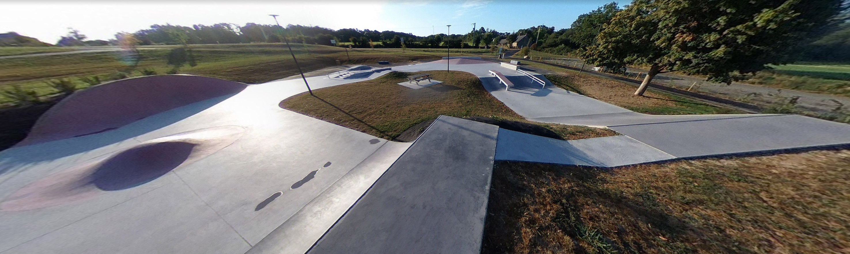 La Vague Skatepark Mayenne Skate Spot 3/5