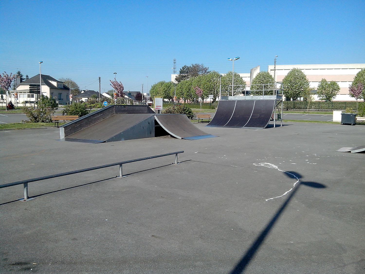 Gare routière Skatepark Bain de Bretagne Skate Spot 2/5