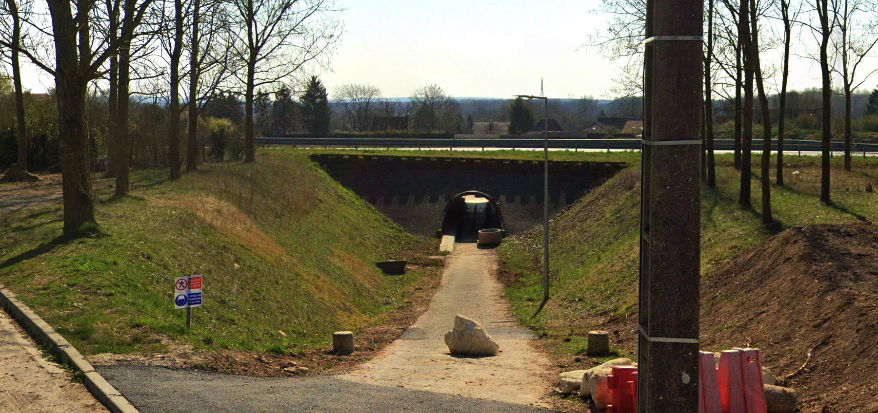 Ars Do It Yourself Cambronne lès Clermont Skate Spot 4/5