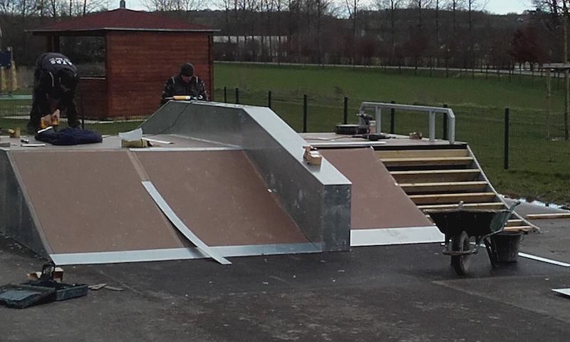 Plaine des Sports Skatepark Saleux Skate Spot 1/5