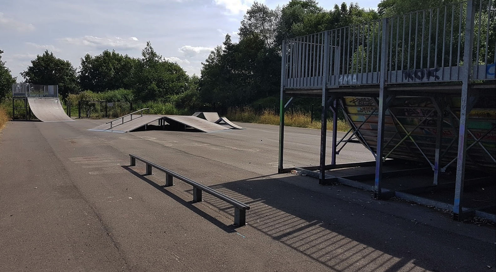 Le Canal Skatepark Zuydcoote Skate Spot 2/5