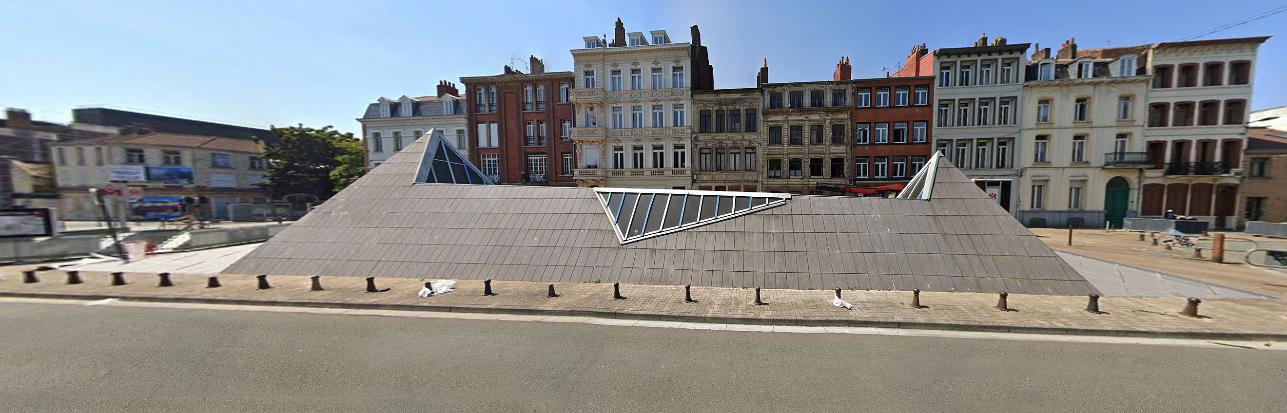 M Grand Palais Spot Street Lille Skate Spot 3/5