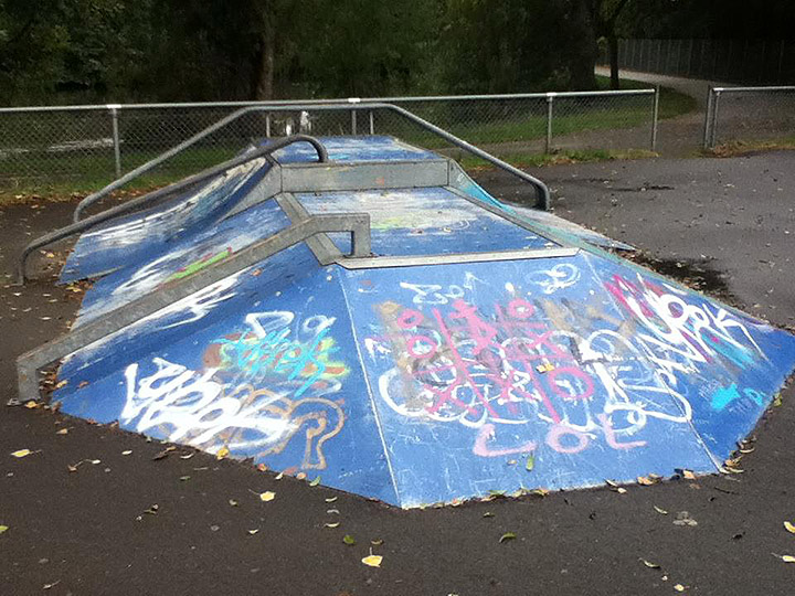 Stade Belliard Skatepark Cesson Sévigné Skate Spot 2/5