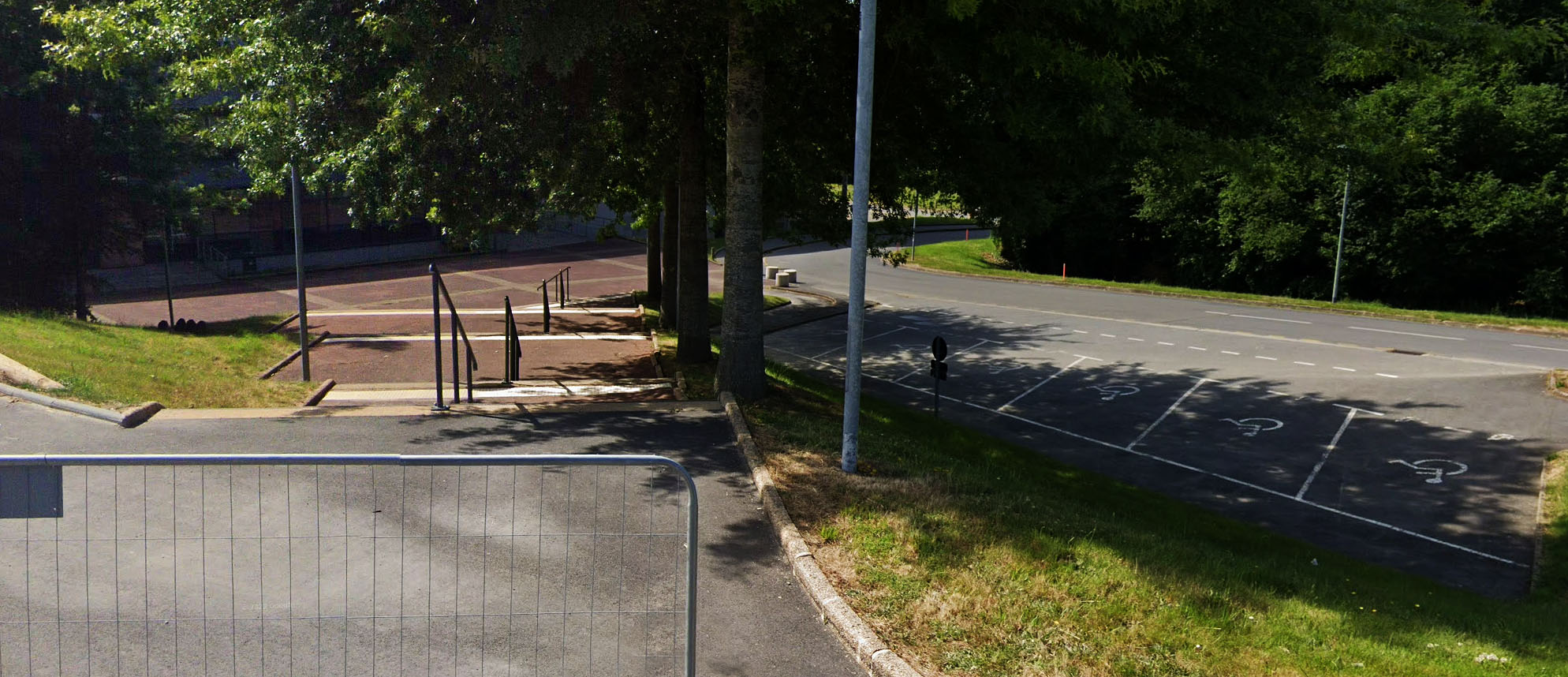 Palais des Sports Spot Street Cesson Sévigné Skate Spot 2/5