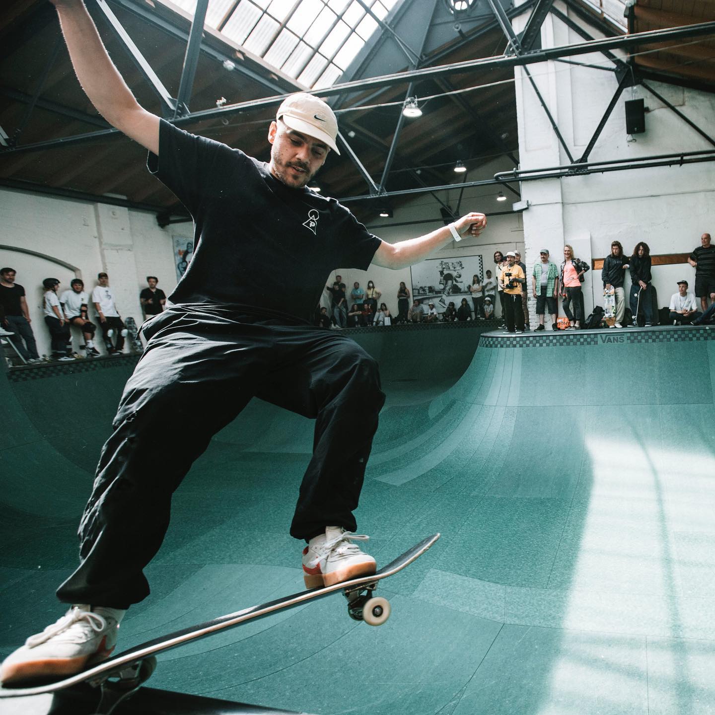 Umbau Bowl Berlin Skate Spot 4/5