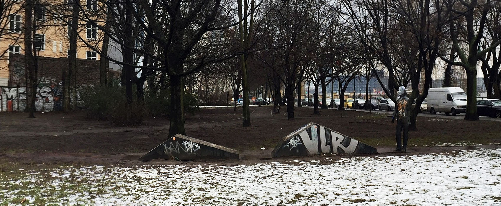 Dem unbekannten Flüchtling Art Berlin Skate Spot 3/5
