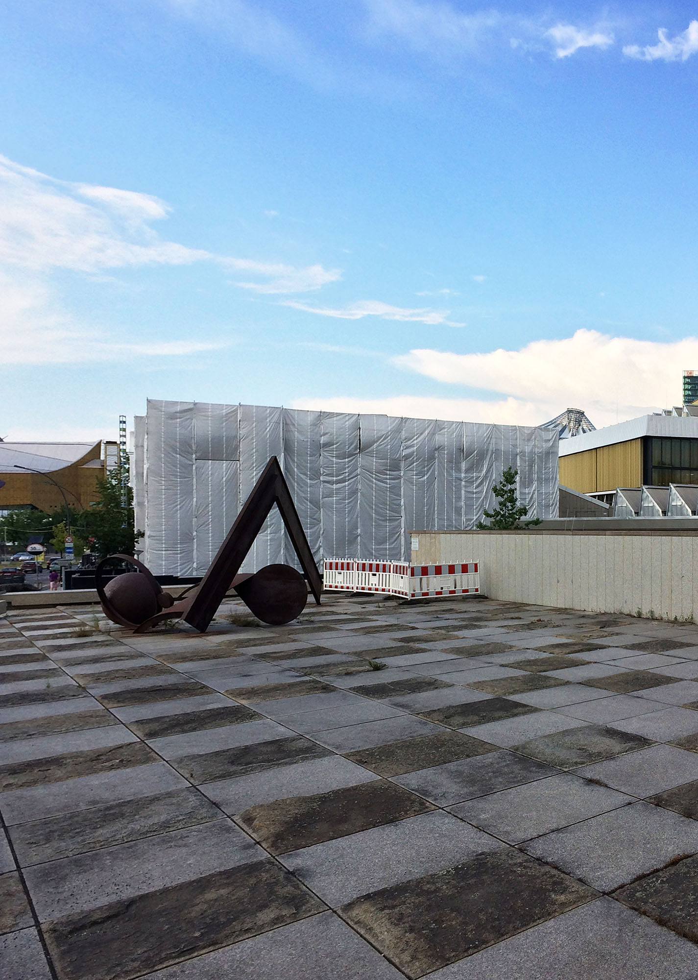 Bibliothek Spot Street Berlin Skate Spot 2/5