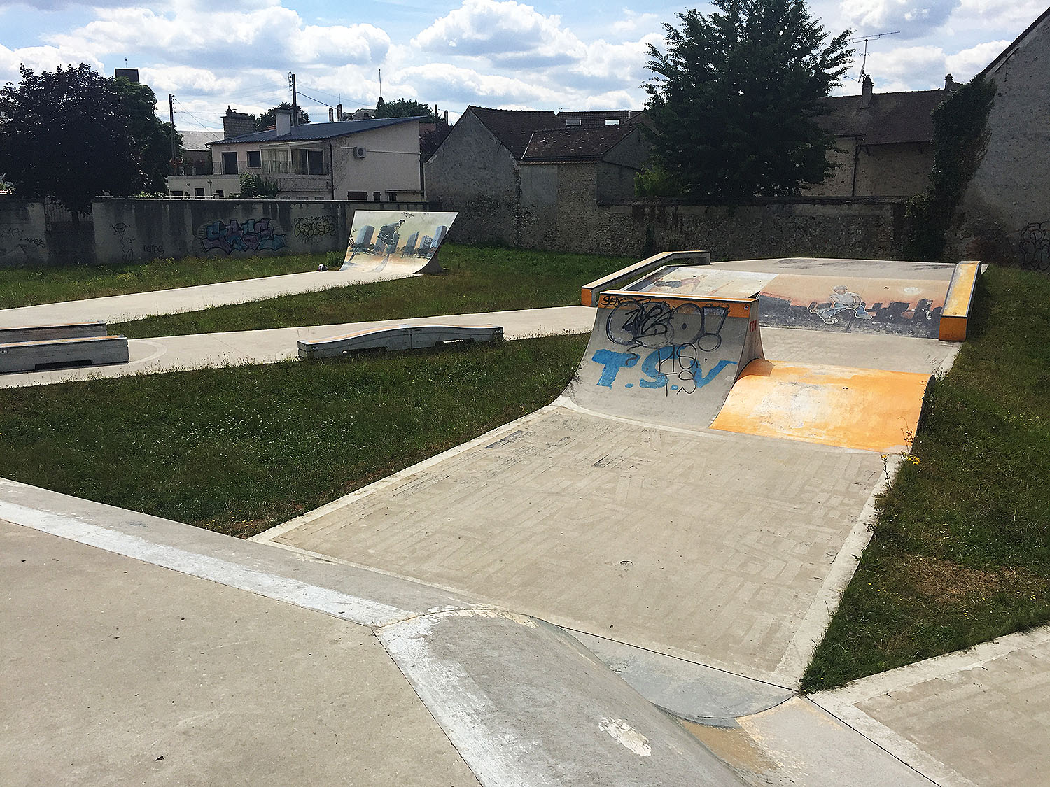 Parc Arthur Clark Skatepark Wissous Skate Spot 3/5