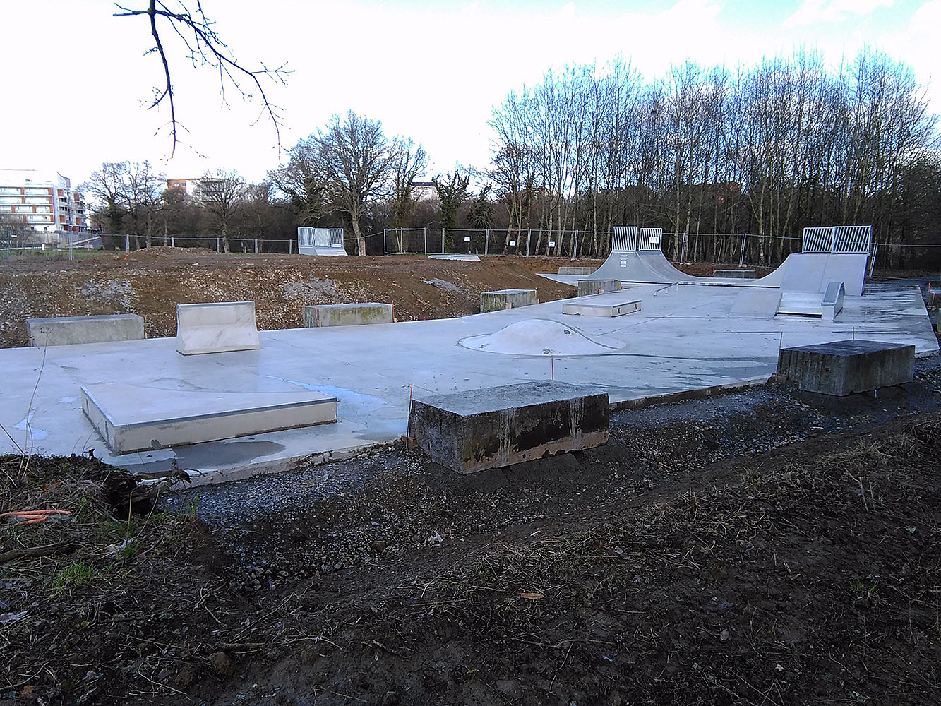 Plan d' Eau Skatepark Chantepie Skate Spot 3/5