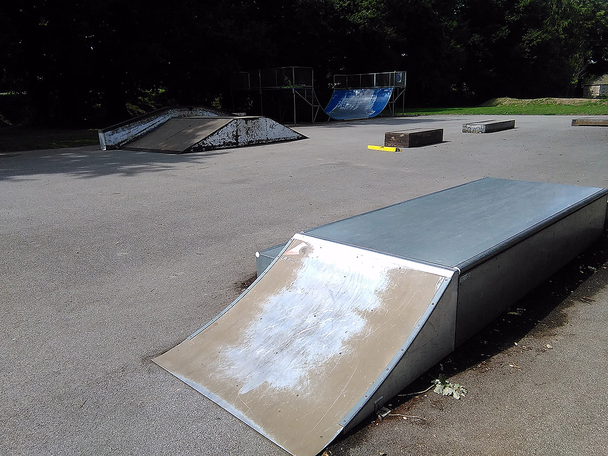 Toulboubou Skatepark Pontivy Skate Spot 1/5