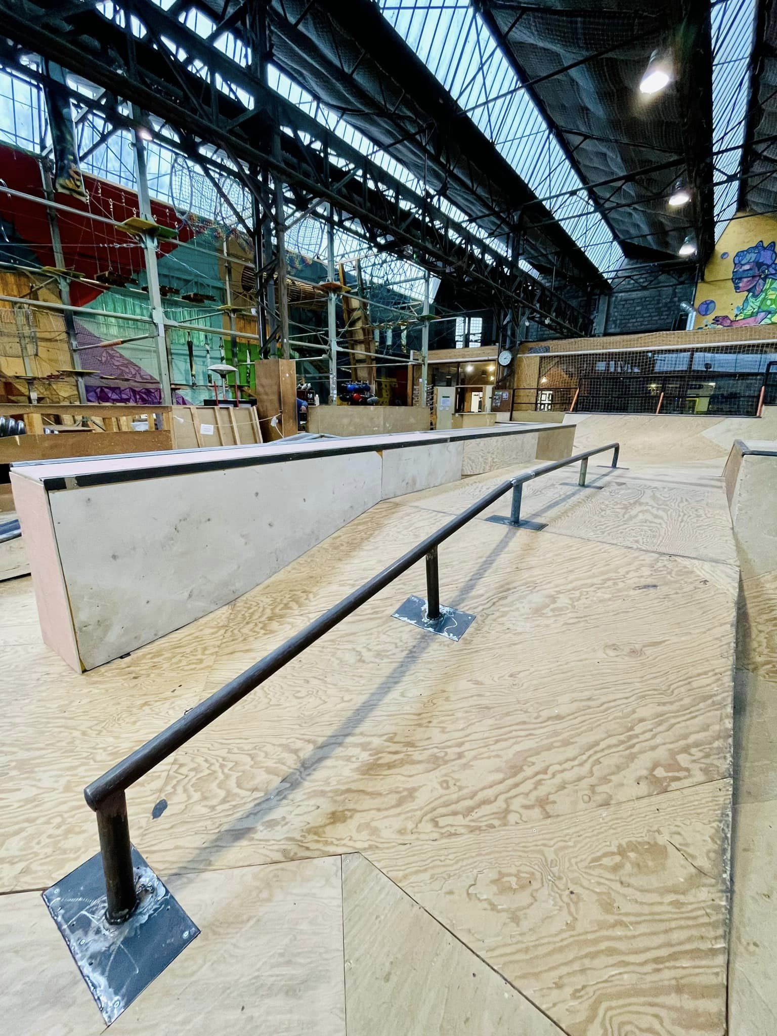 Urban Parc Indoor Alès Skate Spot 4/5