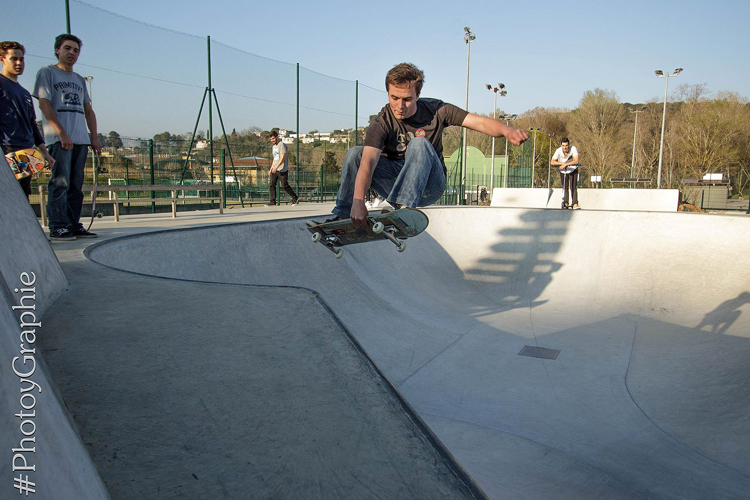 Parc des Sports Bowl Villeneuve-Loubet Skate Spot 3/5