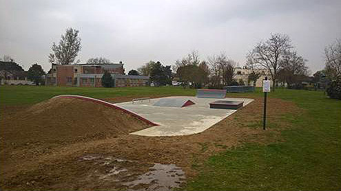 La Tuilerie Skatepark Saint-Jean Skate Spot 1/5