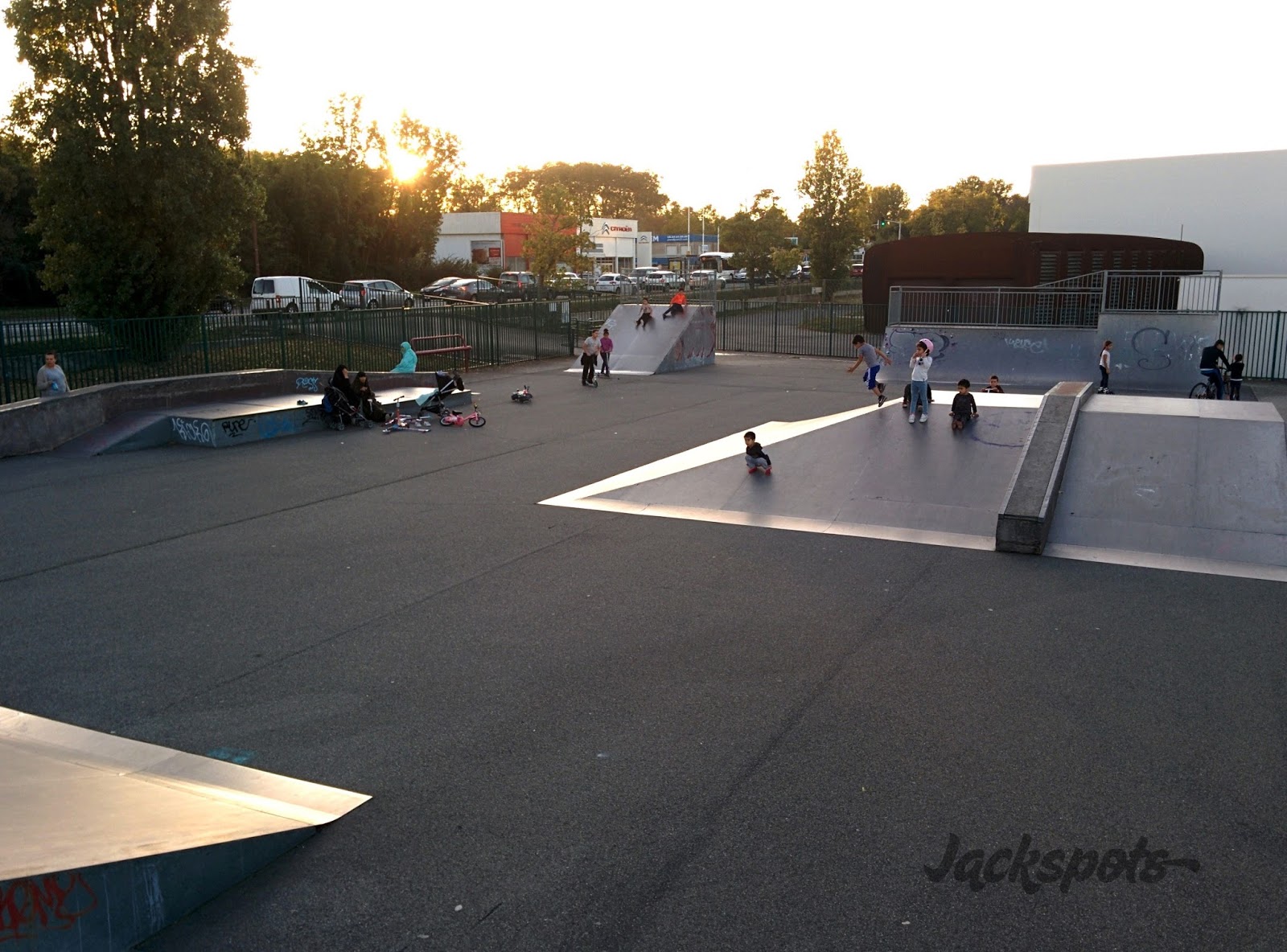 Valmy Skatepark Toulouse Skate Spot 2/5