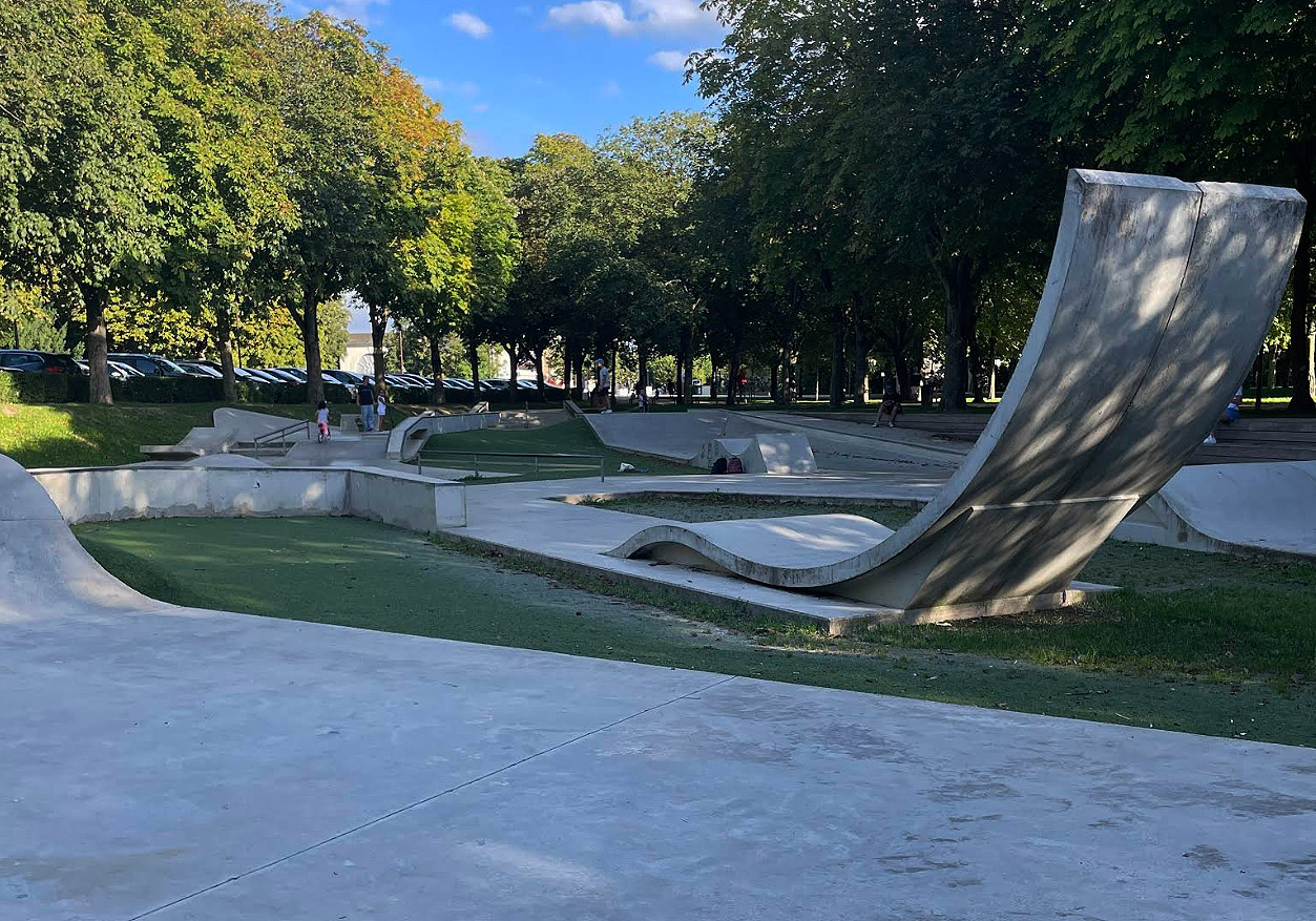 Le Grand Jard Skatepark Châlons en Champagne Skate Spot 4/5