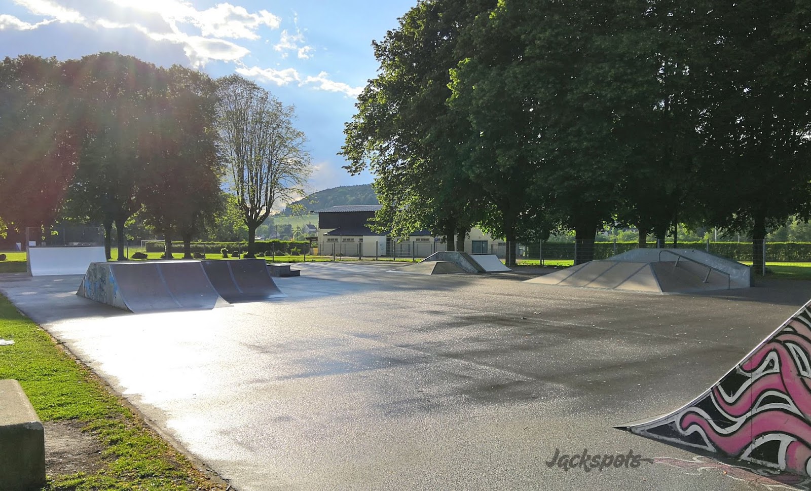 Saint Crepin Skatepark Soissons Skate Spot 2/5